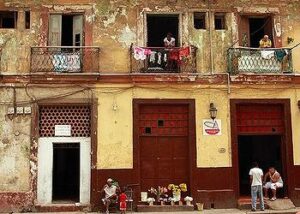 Neighbors in Old Havana, January 2012 (Photo by