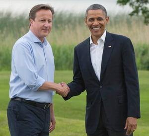 UK Prime Minister David Cameron welcomes U.S. President Barack Obama to Lough Erne, June 17, 2013 (Photo courtesy UK Presidency)