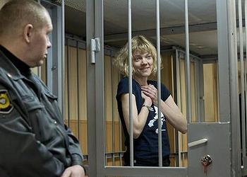 Finnish citizen Sini Saarela was one of those who climbed a rope attached to the Gazprom drilling rig, shown here in Murmansk District Court (Photo by Dmitri Sharomov courtesy Greenpeace)