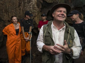 Prof. Lee Berger with the Rising Star cavers and explorers. (Photo courtesy Wits University)