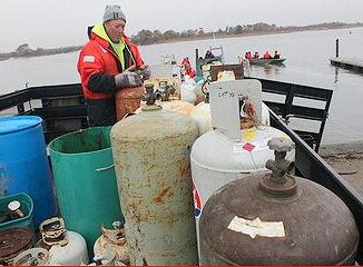 Sandy containers