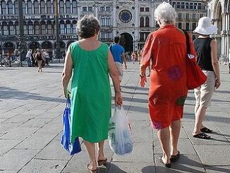 shoppers, Venice