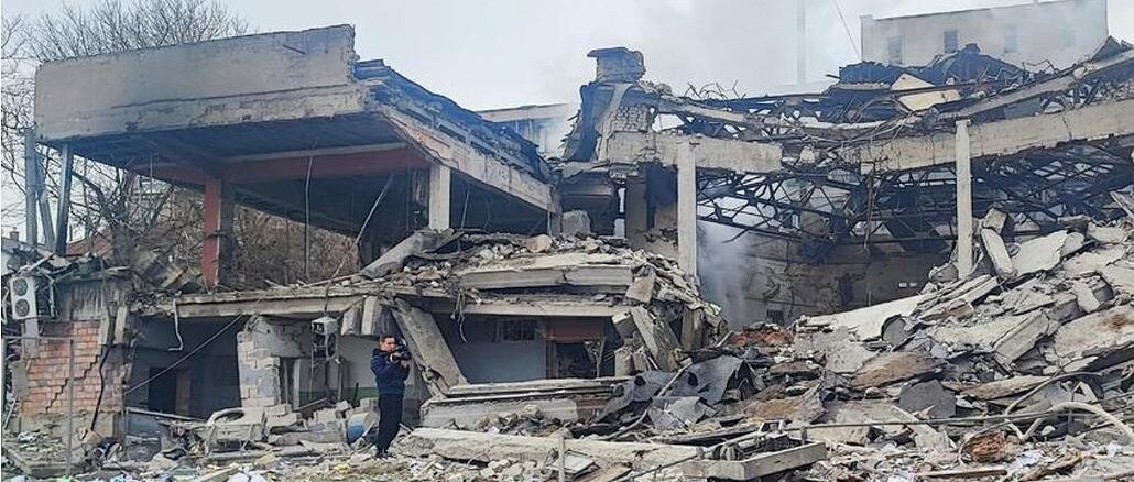 Ukrainian buildings bombed